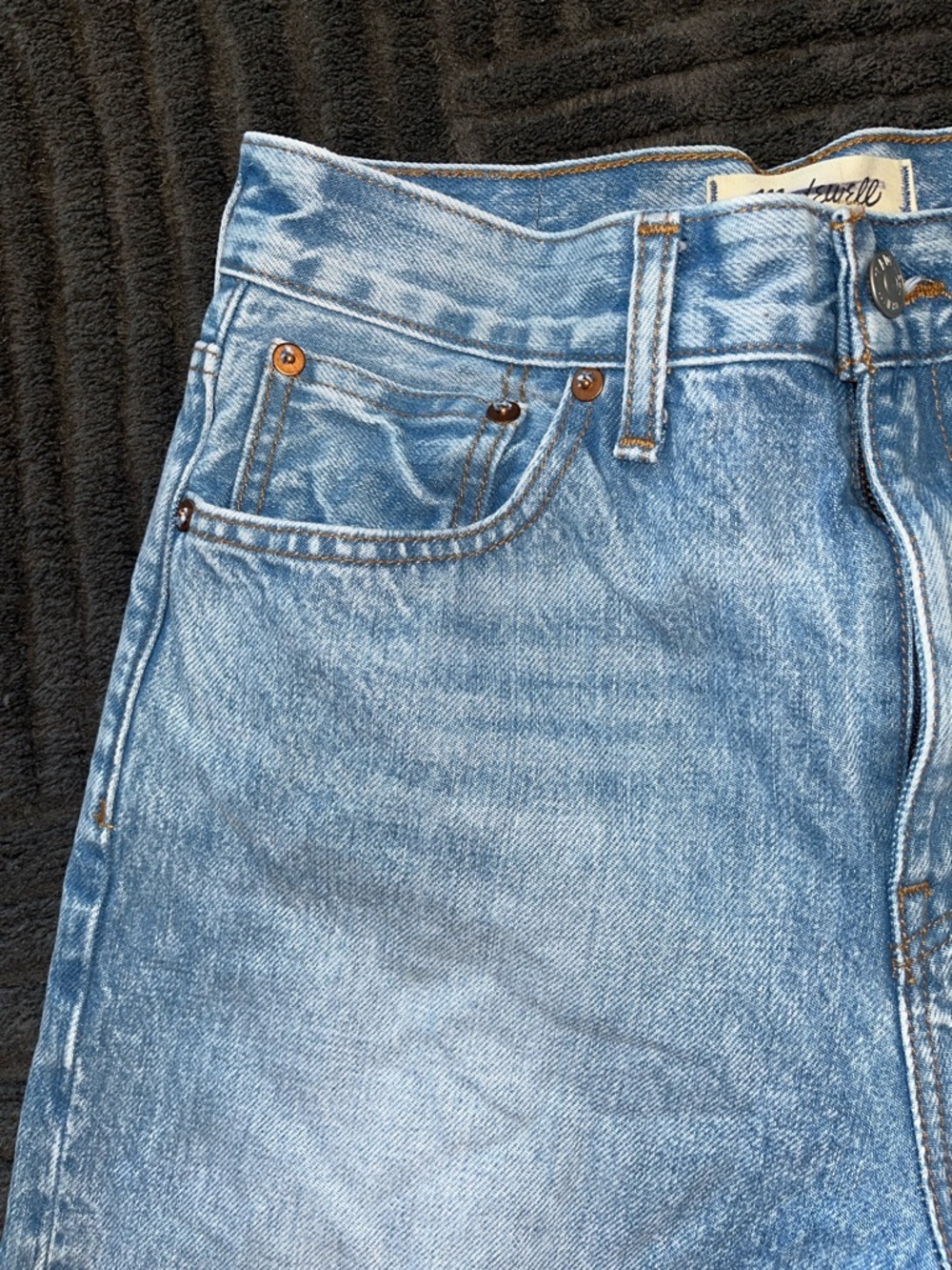 Madewell Light Blue 90’s Straight Leg Jeans - Picture 2 of 11